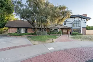 211 W Kaler Dr, Phoenix, AZ 85021 - Photo 1