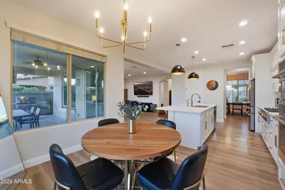 21821 N 38th Place, Phoenix, AZ 85050 - Photo 23