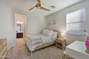 21821 N 38th Pl, Phoenix, AZ 85050 - Photo 35