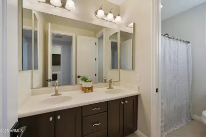 21821 N 38th Place, Phoenix, AZ 85050 - Photo 33