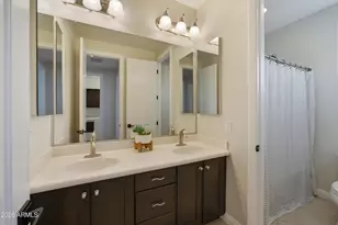 21821 N 38th Pl, Phoenix, AZ 85050 - Photo 33