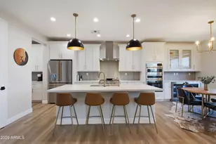 21821 N 38th Pl, Phoenix, AZ 85050 - Photo 3