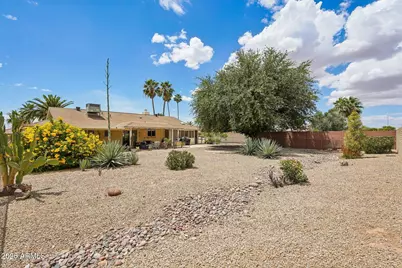 13338 W Ballad Drive, Sun City West, AZ 85375 - Photo 33