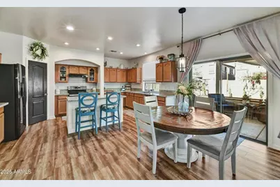 9122 W Riverside Avenue, Tolleson, AZ 85353 - Photo 11