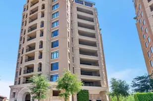 7181 E Camelback Rd, Scottsdale, AZ 85251 - Photo 1