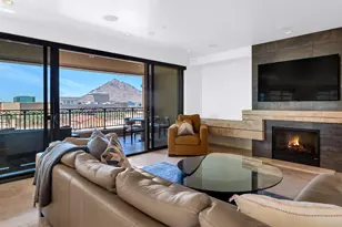 7181 E Camelback Rd, Scottsdale, AZ 85251 - Photo 11