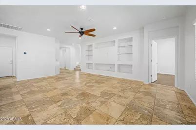 1826 W Fetlock Trail, Phoenix, AZ 85085 - Photo 5
