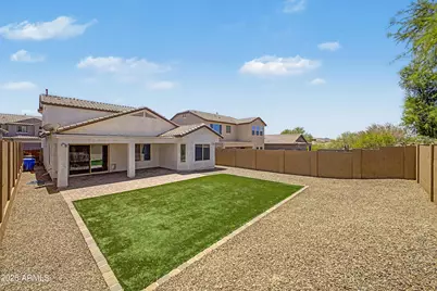 1826 W Fetlock Trail, Phoenix, AZ 85085 - Photo 29
