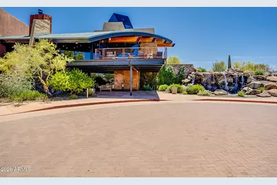 1826 W Fetlock Trail, Phoenix, AZ 85085 - Photo 27