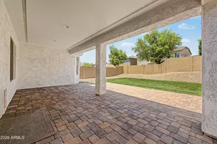 1826 W Fetlock Trail, Phoenix, AZ 85085 - Photo 27