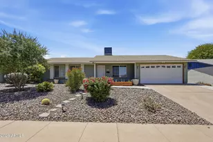 2525 E Vista Dr, Phoenix, AZ 85032 - Photo 1