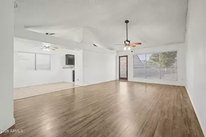 7326 W Maryland Avenue, Glendale, AZ 85303 - Photo 15