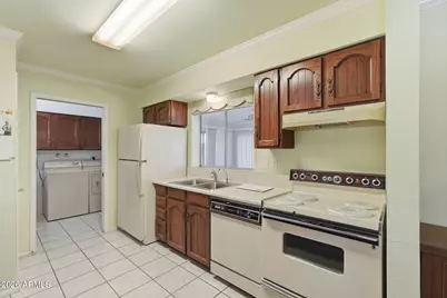 426 S 113th Place, Mesa, AZ 85208 - Photo 3