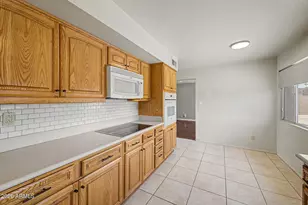 3817 W Cheryl Dr, Phoenix, AZ 85051 - Photo 15