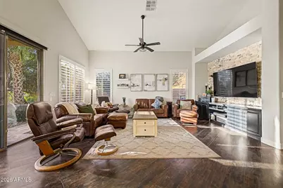682 E Capricorn Way, Chandler, AZ 85249 - Photo 9