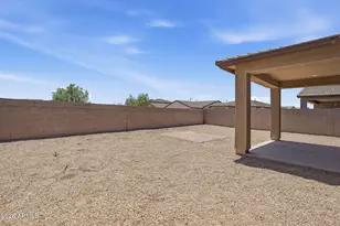 25243 W Bowker St, Buckeye, AZ 85326 - Photo 15