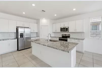 25243 W Bowker Street, Buckeye, AZ 85326 - Photo 3