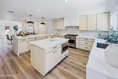 6830 N 10th Place, Phoenix, AZ 85014 - Photo 11