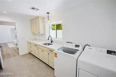 6830 N 10th Place, Phoenix, AZ 85014 - Photo 31