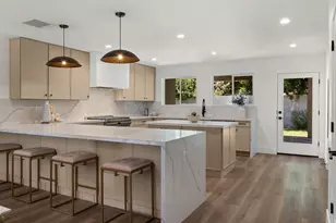 6830 N 10th Pl, Phoenix, AZ 85014 - Photo 9