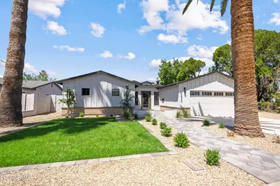 6830 N 10th Place, Phoenix, AZ 85014 - Photo 1