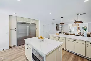 6830 N 10th Pl, Phoenix, AZ 85014 - Photo 15
