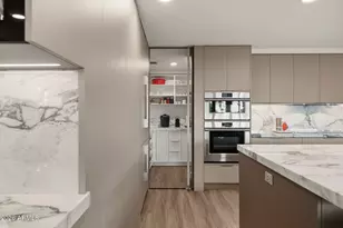 7141 E Rancho Vista Dr, Scottsdale, AZ 85251 - Photo 21