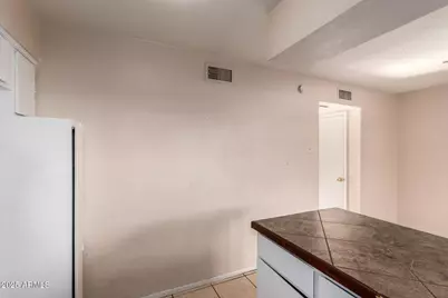 4625 W Thomas Road #43, Phoenix, AZ 85031 - Photo 11