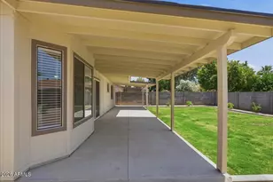 2135 W Monroe St, Chandler, AZ 85224 - Photo 29