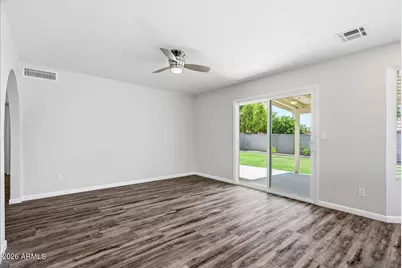 2135 W Monroe Street, Chandler, AZ 85224 - Photo 11