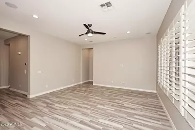 2109 W White Feather Lane, Phoenix, AZ 85085 - Photo 5