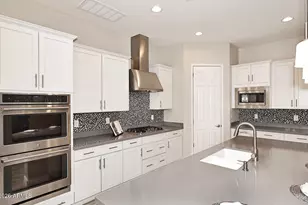 2109 W White Feather Ln, Phoenix, AZ 85085 - Photo 7