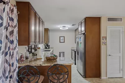 10118 W Burns Drive, Sun City, AZ 85351 - Photo 29