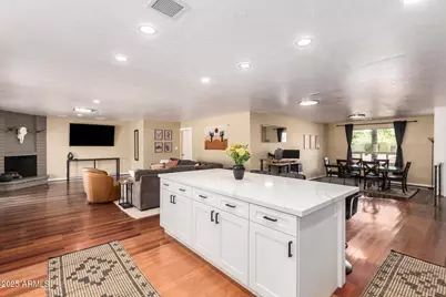 3142 E Altadena Avenue, Phoenix, AZ 85028 - Photo 5