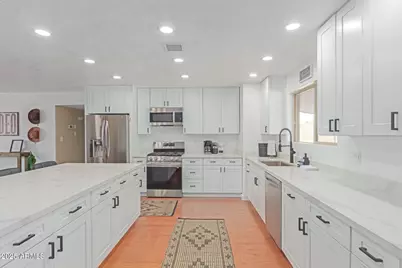 3142 E Altadena Avenue, Phoenix, AZ 85028 - Photo 3