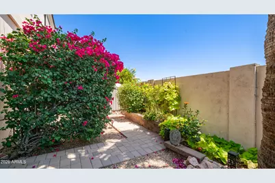 7303 N 14th Street #12, Phoenix, AZ 85020 - Photo 43