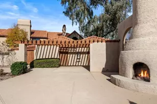 4901 E Kelton Ln, Scottsdale, AZ 85254 - Photo 5