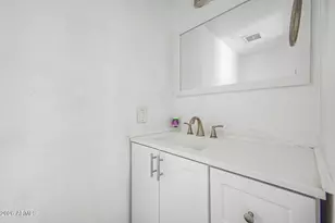 12245 N 21st Ave, Phoenix, AZ 85029 - Photo 19