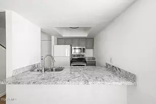 12245 N 21st Ave, Phoenix, AZ 85029 - Photo 7