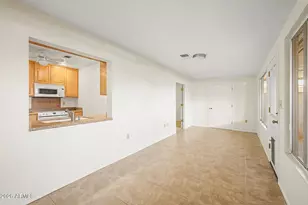 11005 W Thunderbird Blvd, Sun City, AZ 85351 - Photo 7
