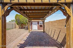 11118 W Iowa Ave, Youngtown, AZ 85363 - Photo 25