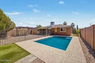 11118 W Iowa Ave, Youngtown, AZ 85363 - Photo 5