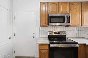1015 S Val Vista Dr, Mesa, AZ 85204 - Photo 11