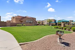 1015 S Val Vista Dr, Mesa, AZ 85204 - Photo 31