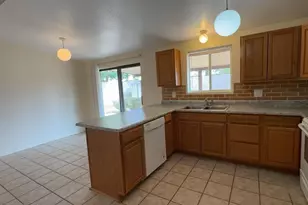 3733 Sparrow Dr, Sierra Vista, AZ 85635 - Photo 9