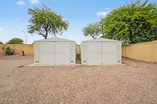 13420 W Caribbean Ln, Surprise, AZ 85379 - Photo 39