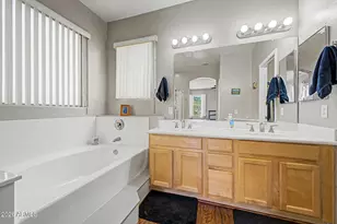 13420 W Caribbean Ln, Surprise, AZ 85379 - Photo 21