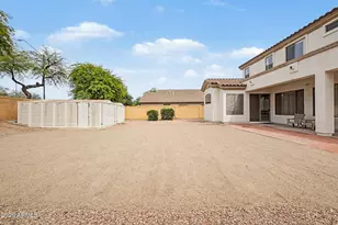 13420 W Caribbean Ln, Surprise, AZ 85379 - Photo 37