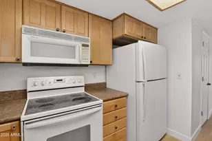 6747 S Jentilly Ln, Tempe, AZ 85283 - Photo 9