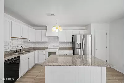 1882 W Road Agent Street, Apache Junction, AZ 85120 - Photo 7